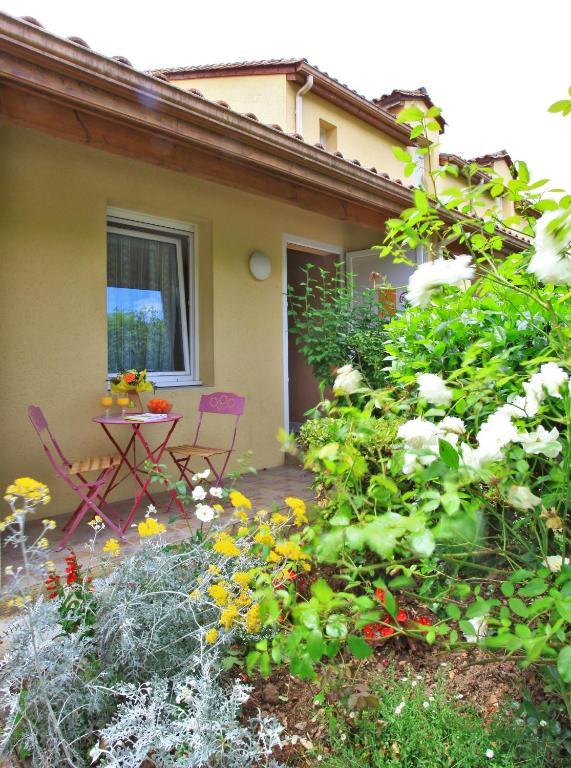 Hotel Le Sorbier Razac-sur-lʼIsle Esterno foto