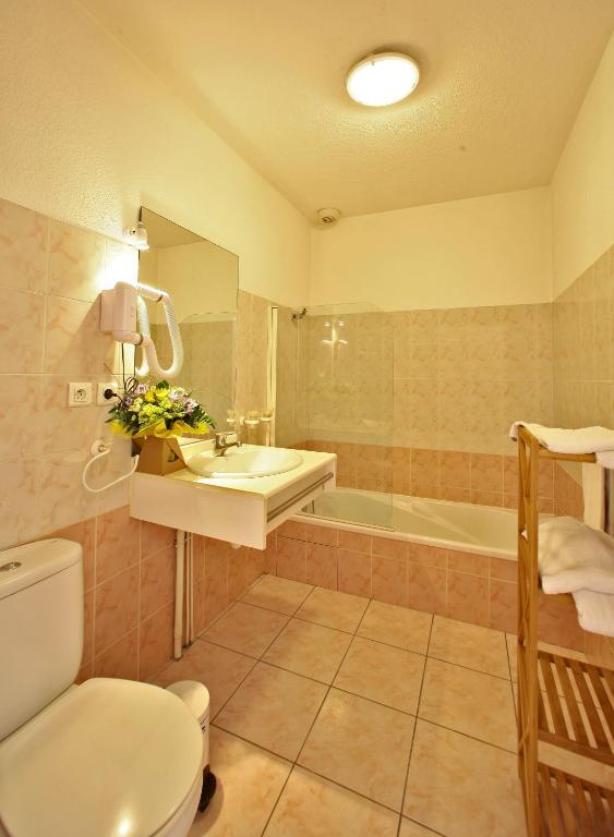 Hotel Le Sorbier Razac-sur-lʼIsle Esterno foto