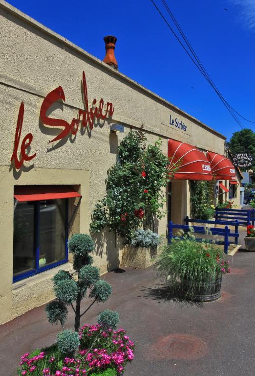 Hotel Le Sorbier Razac-sur-lʼIsle Esterno foto