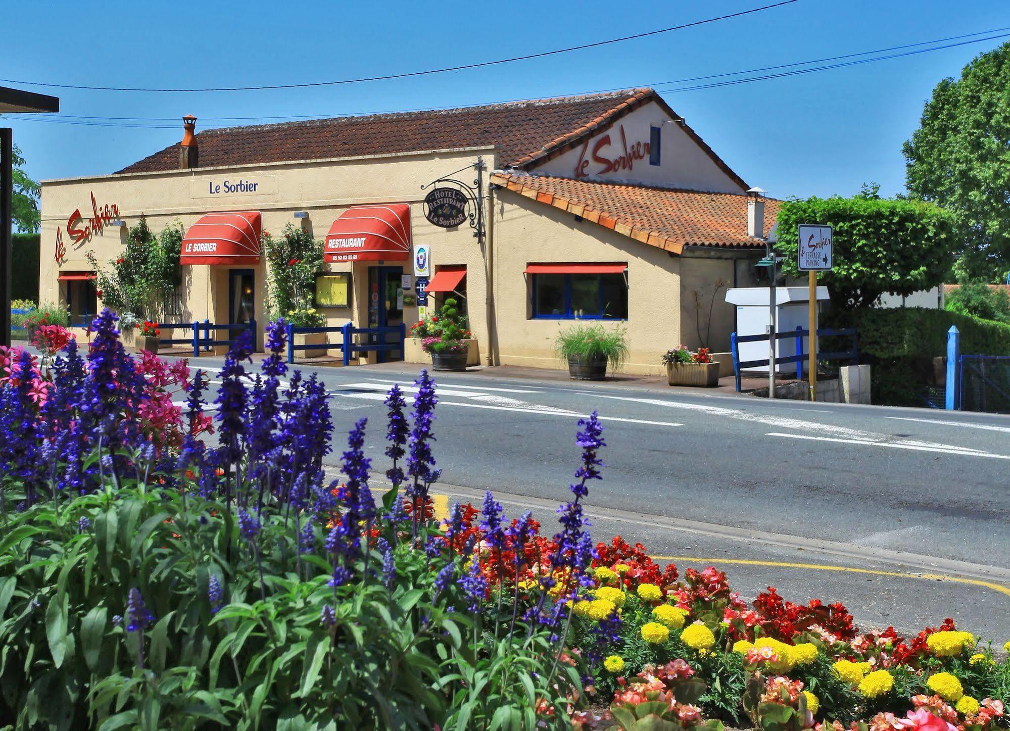 Hotel Le Sorbier Razac-sur-lʼIsle Esterno foto