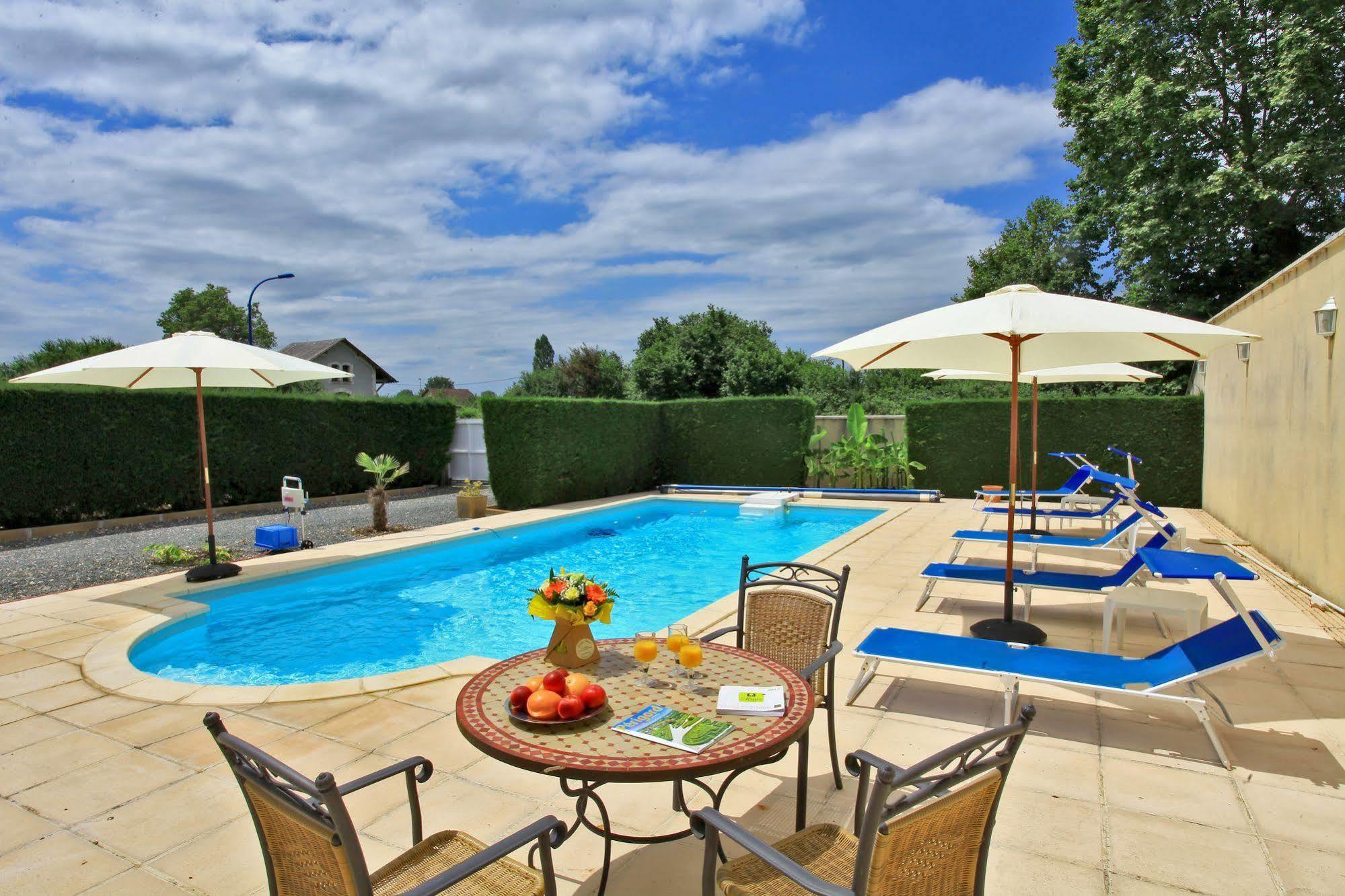 Hotel Le Sorbier Razac-sur-lʼIsle Esterno foto