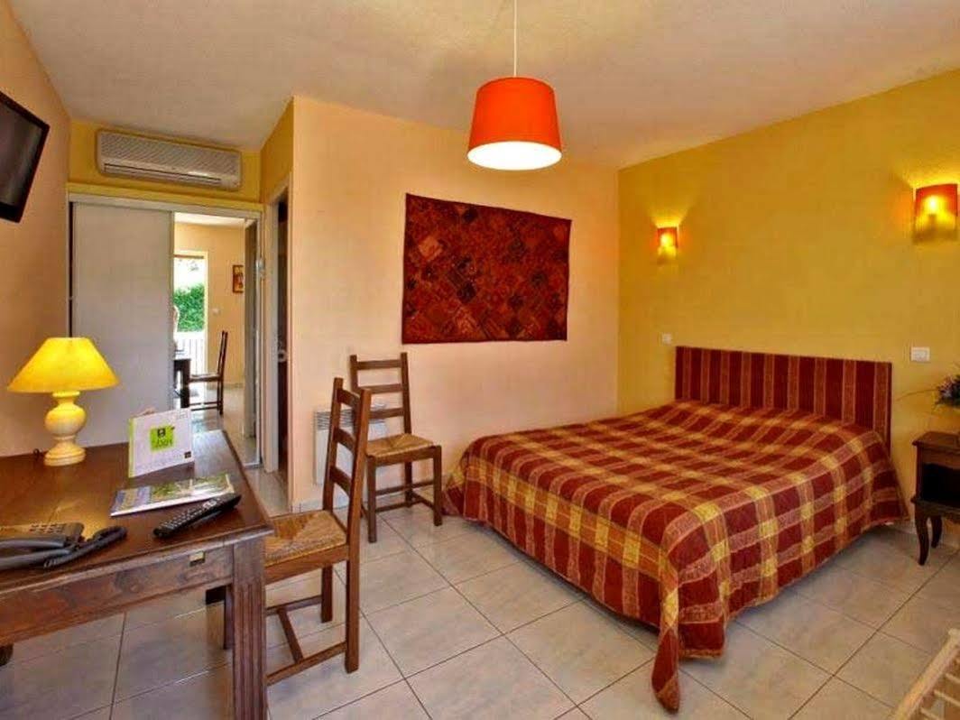 Hotel Le Sorbier Razac-sur-lʼIsle Esterno foto